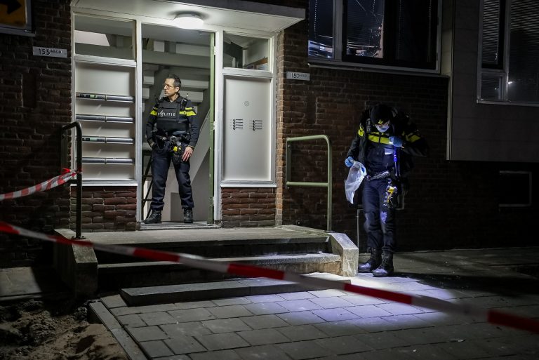 Vernieling en poging explosie bij woning Van Beethovensingel in Vlaardingen